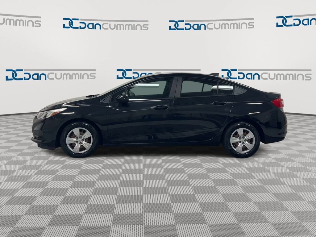 Used 2017 Chevrolet Cruze LS FWD image 5