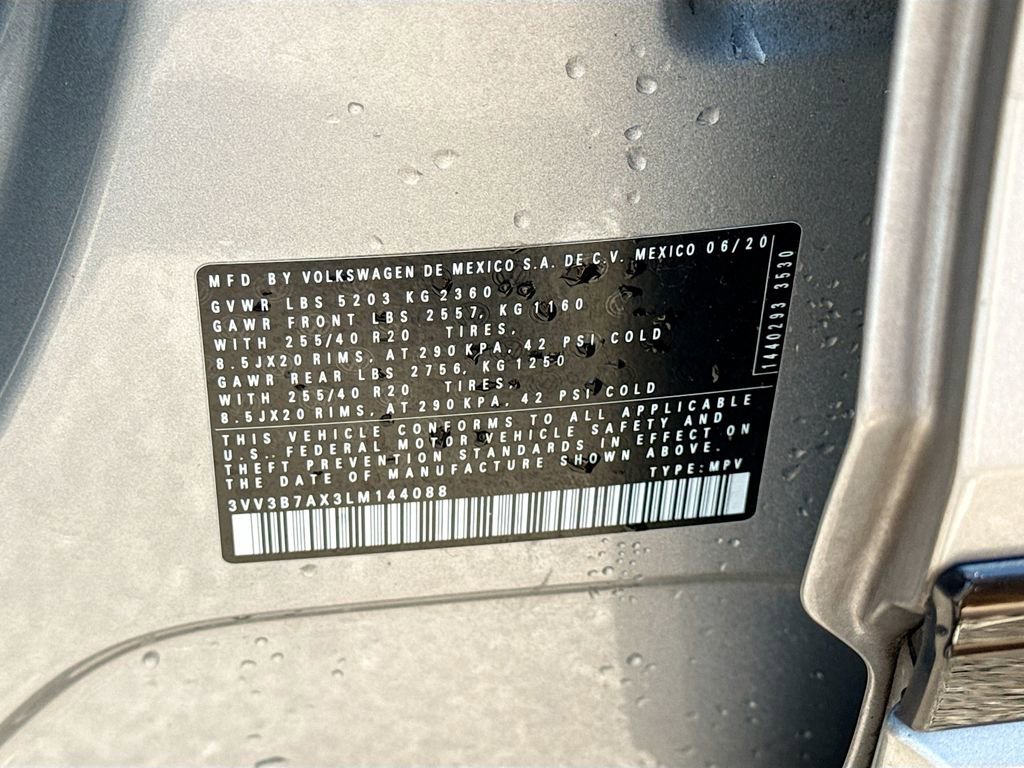 Used 2020 Volkswagen Tiguan SE R-Line image 44