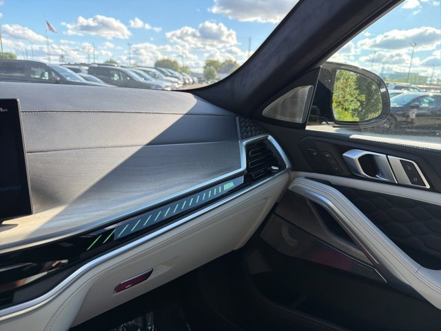 Used 2024 BMW X6 M Competition w/ Executive Package image 21
