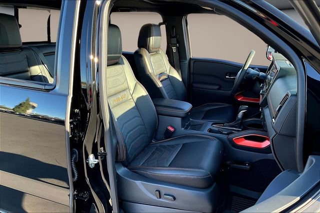 New 2025 Nissan Frontier PRO-4X w/ Pro Premium Package image 11