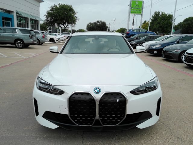 Used 2023 BMW i4 eDrive40 w/ Premium Package RWD image 3
