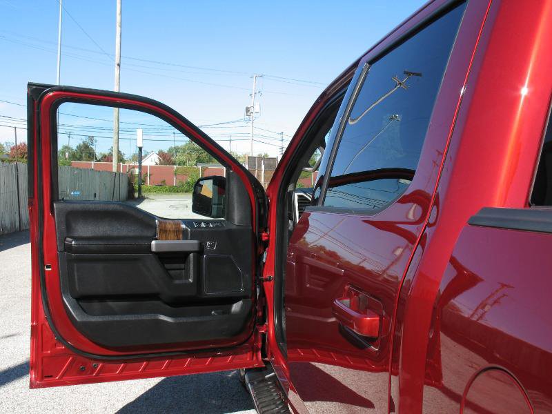 Used 2019 Ford F150 Lariat w/ Trailer Tow Package image 14