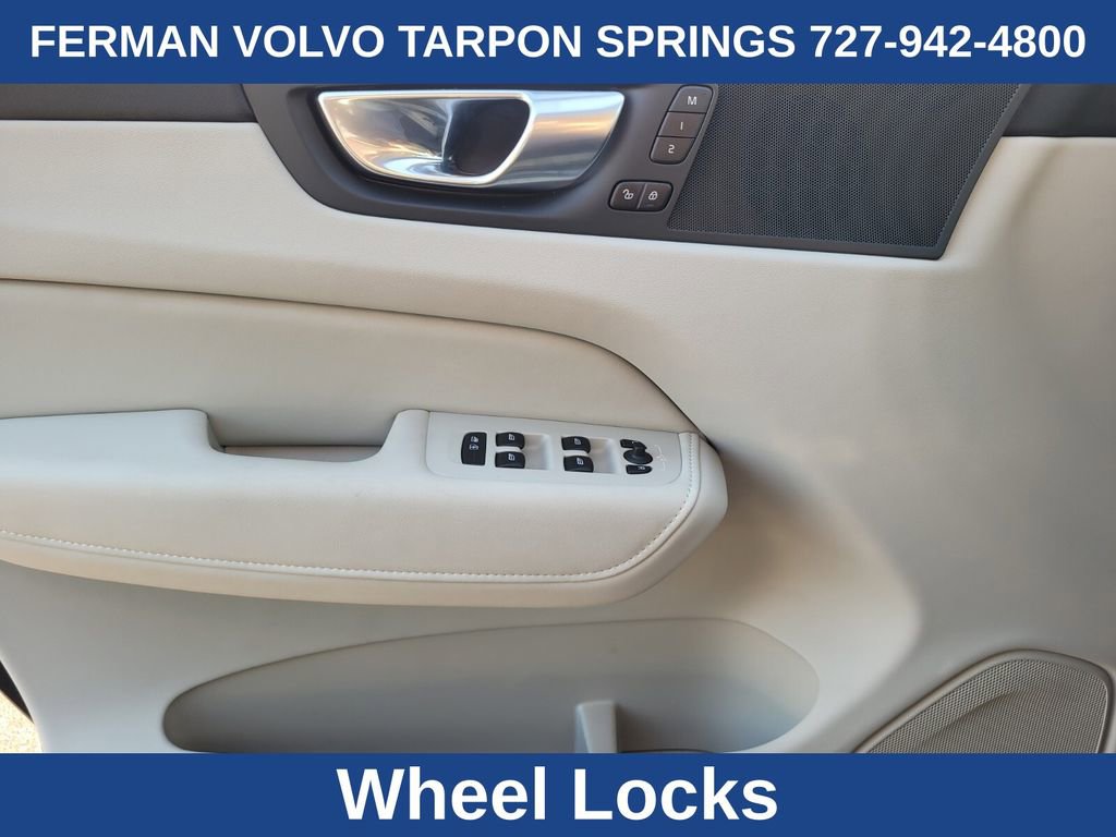 New 2025 Volvo XC60 B5 Plus w/ Protection Package Premier image 25