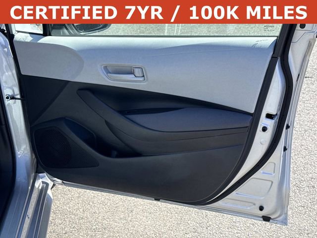 Used 2025 Toyota Corolla LE image 8