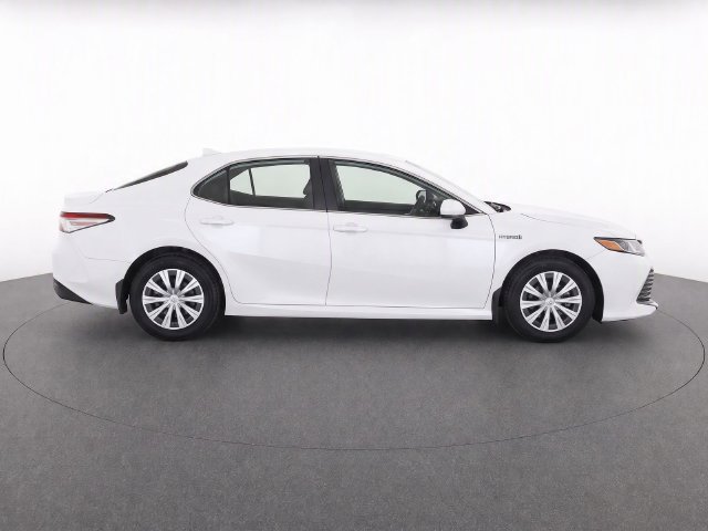Used 2020 Toyota Camry LE FWD image 8