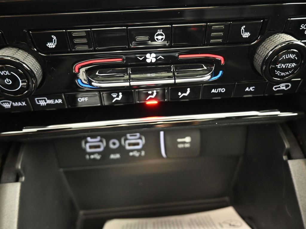 New 2025 Jeep Grand Cherokee L Limited image 3