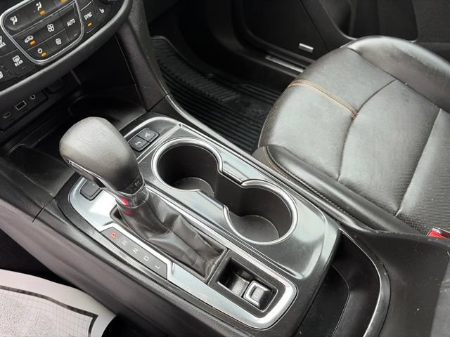 Used 2022 Chevrolet Equinox Premier AWD/4WD image 25