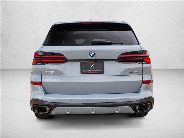 New 2026 BMW X5 xDrive50e w/ M Sport Package AWD/4WD image 6