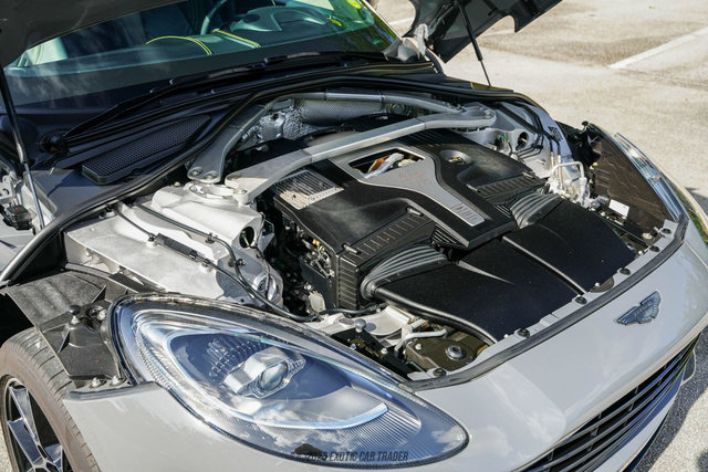 Used 2021 Aston Martin DBX AWD/4WD image 19