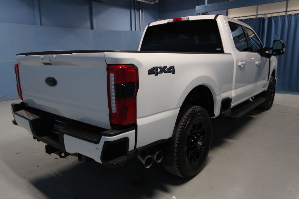 Used 2025 Ford F350 Lariat w/ Black Appearance Package image 37