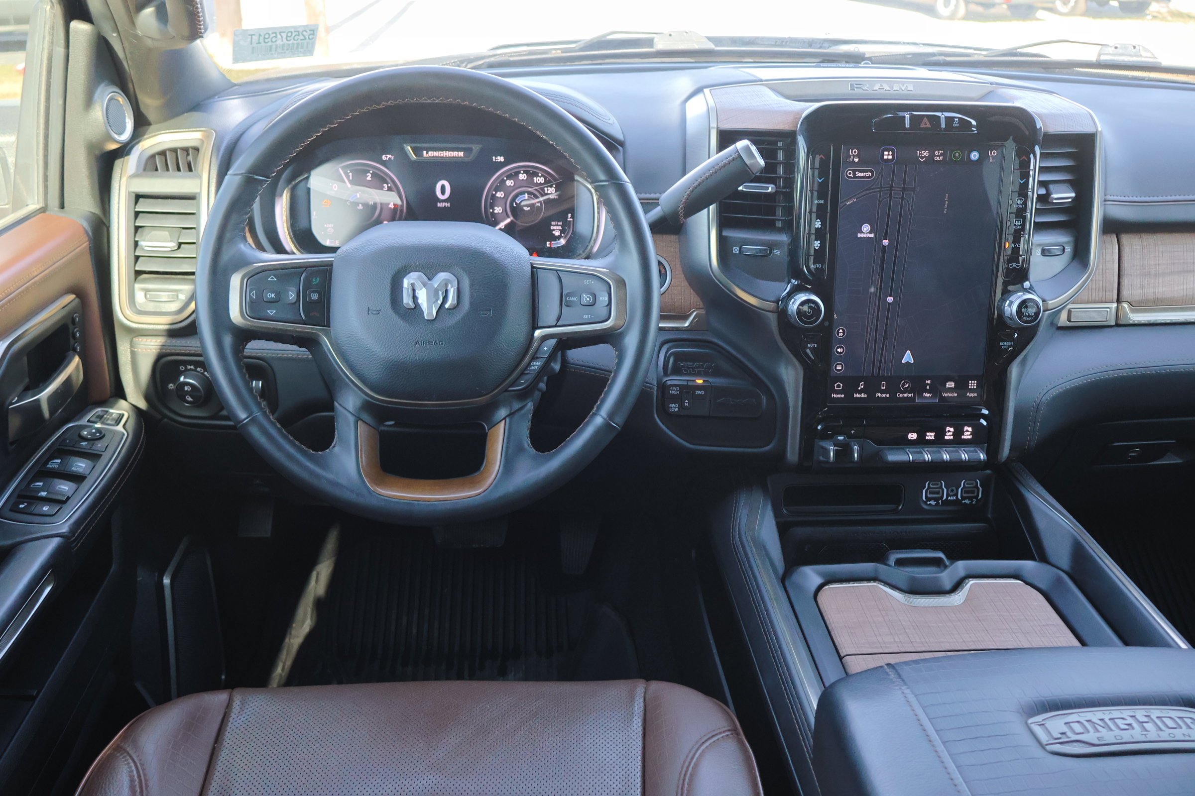 Used 2024 RAM 2500 Limited w/ Towing Technology Group image 22