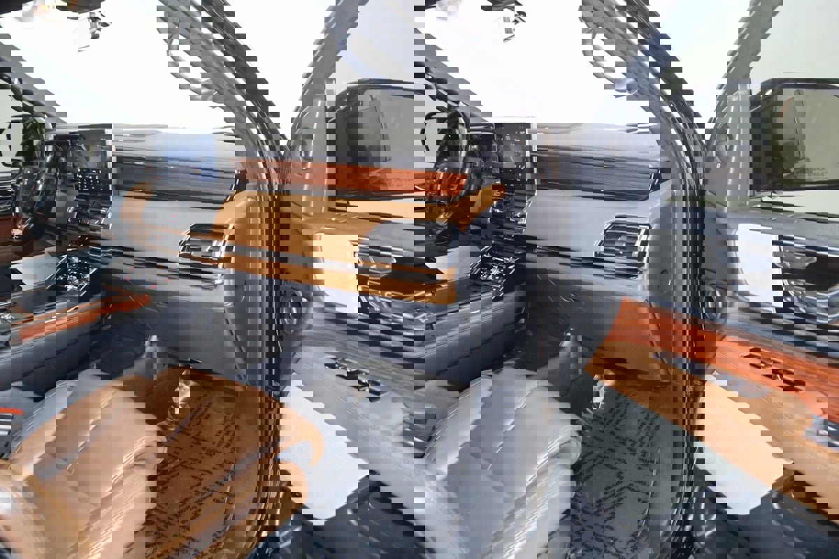 Used 2022 Lincoln Navigator Reserve image 50