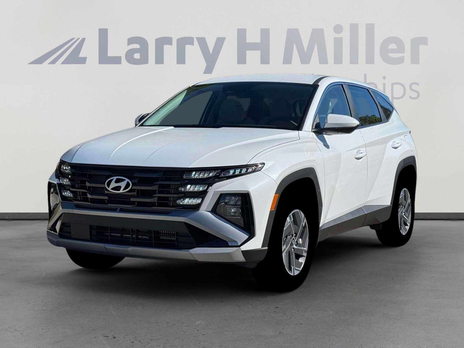 New 2026 Hyundai Tucson Blue SE AWD/4WD image 1