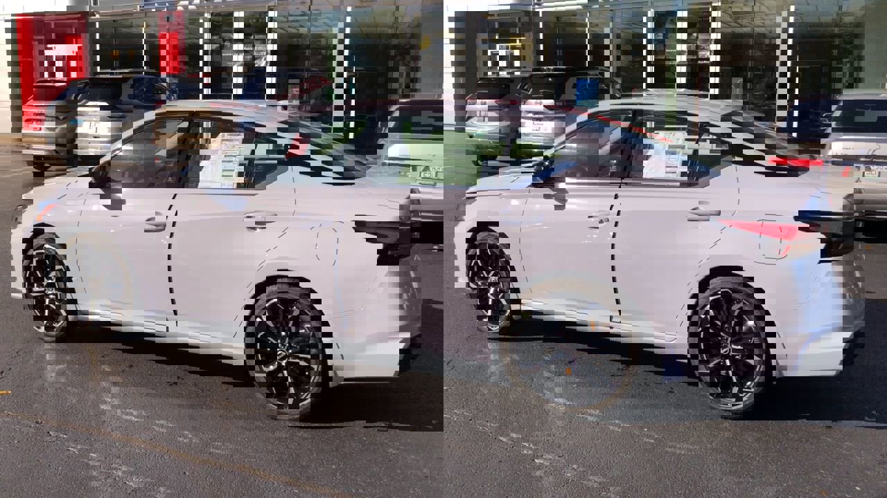 New 2025 Nissan Altima 2.5 SR w/ SR Premium Package image 5