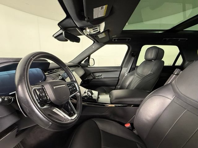 Used 2025 Land Rover Range Rover Sport SE AWD/4WD image 16