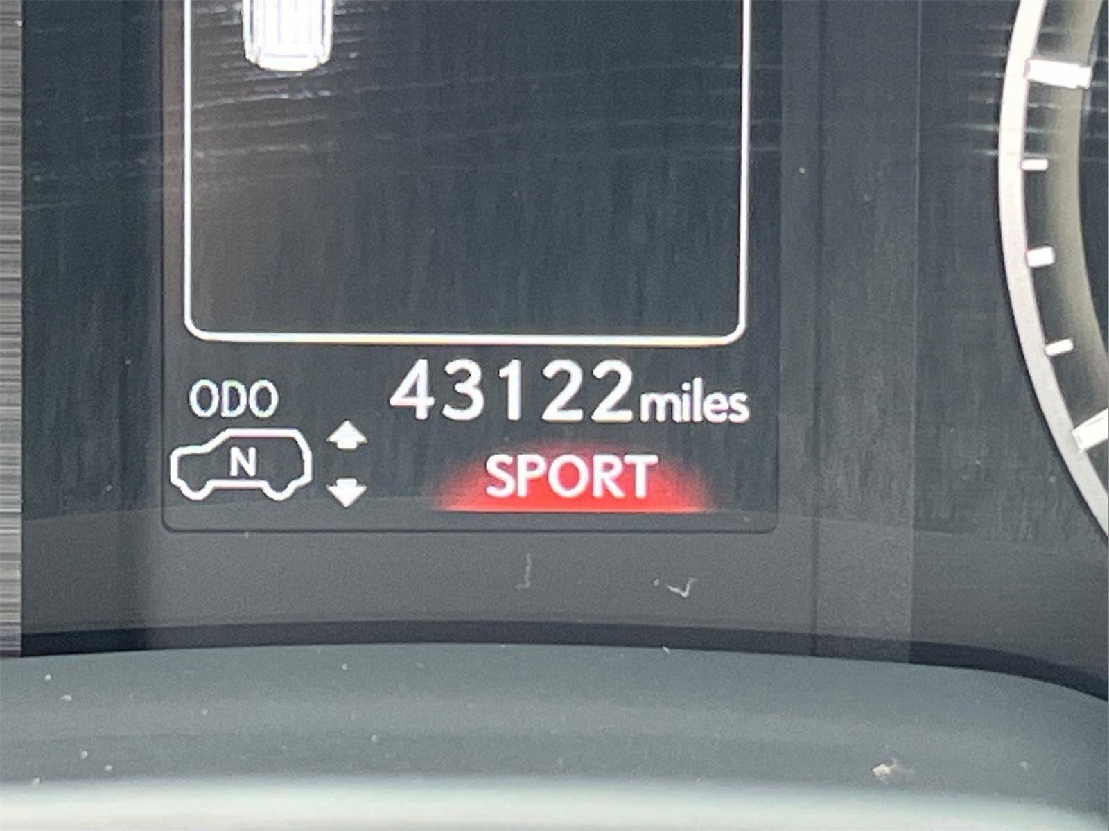 Certified 2023 Lexus GX 460 Luxury w/ Accessory Package image 28