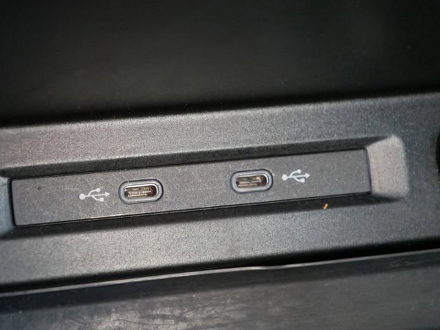 Certified 2023 Volkswagen Tiguan SEL R-Line image 32