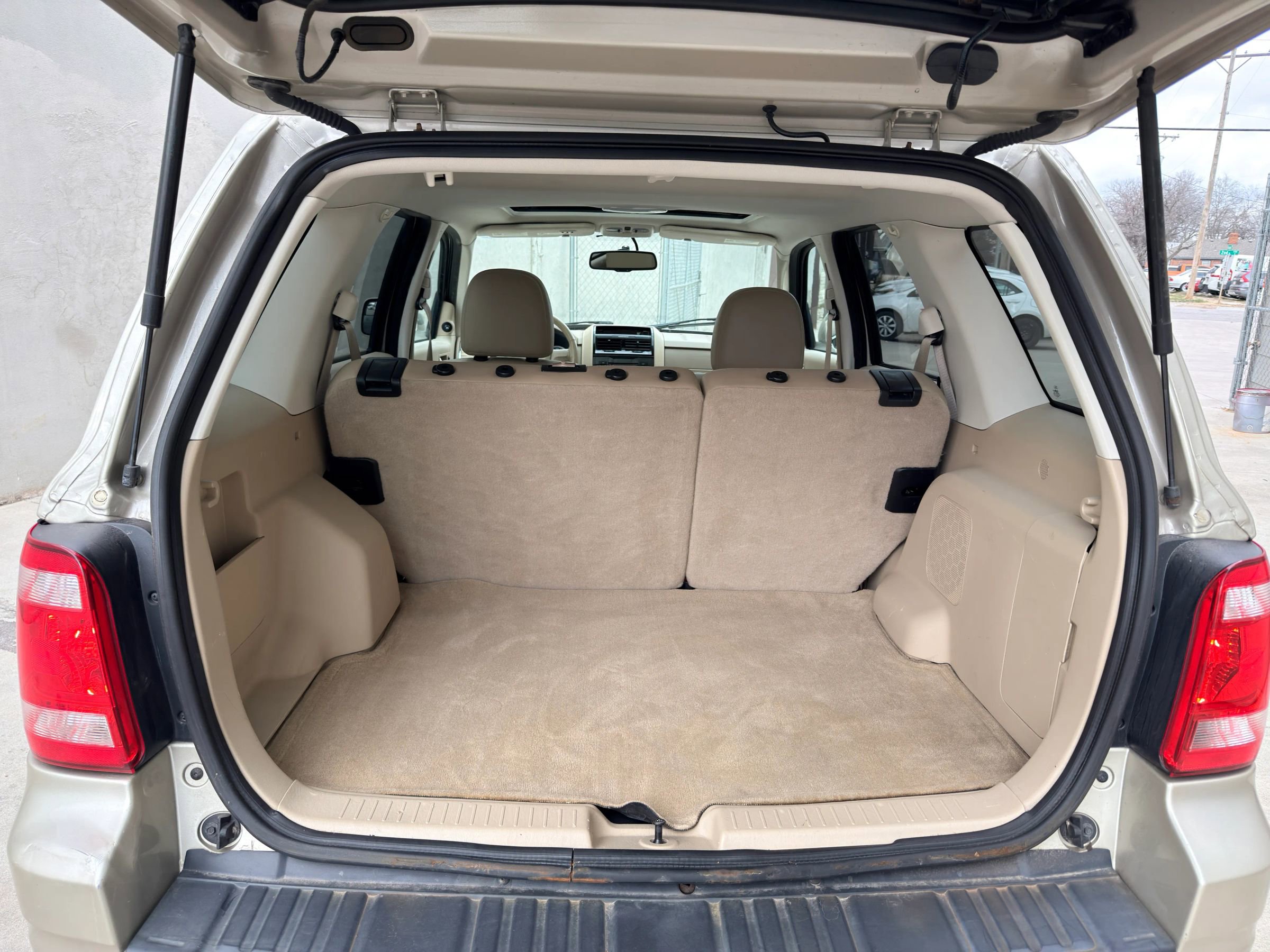 Used 2012 Ford Escape Limited AWD/4WD image 8