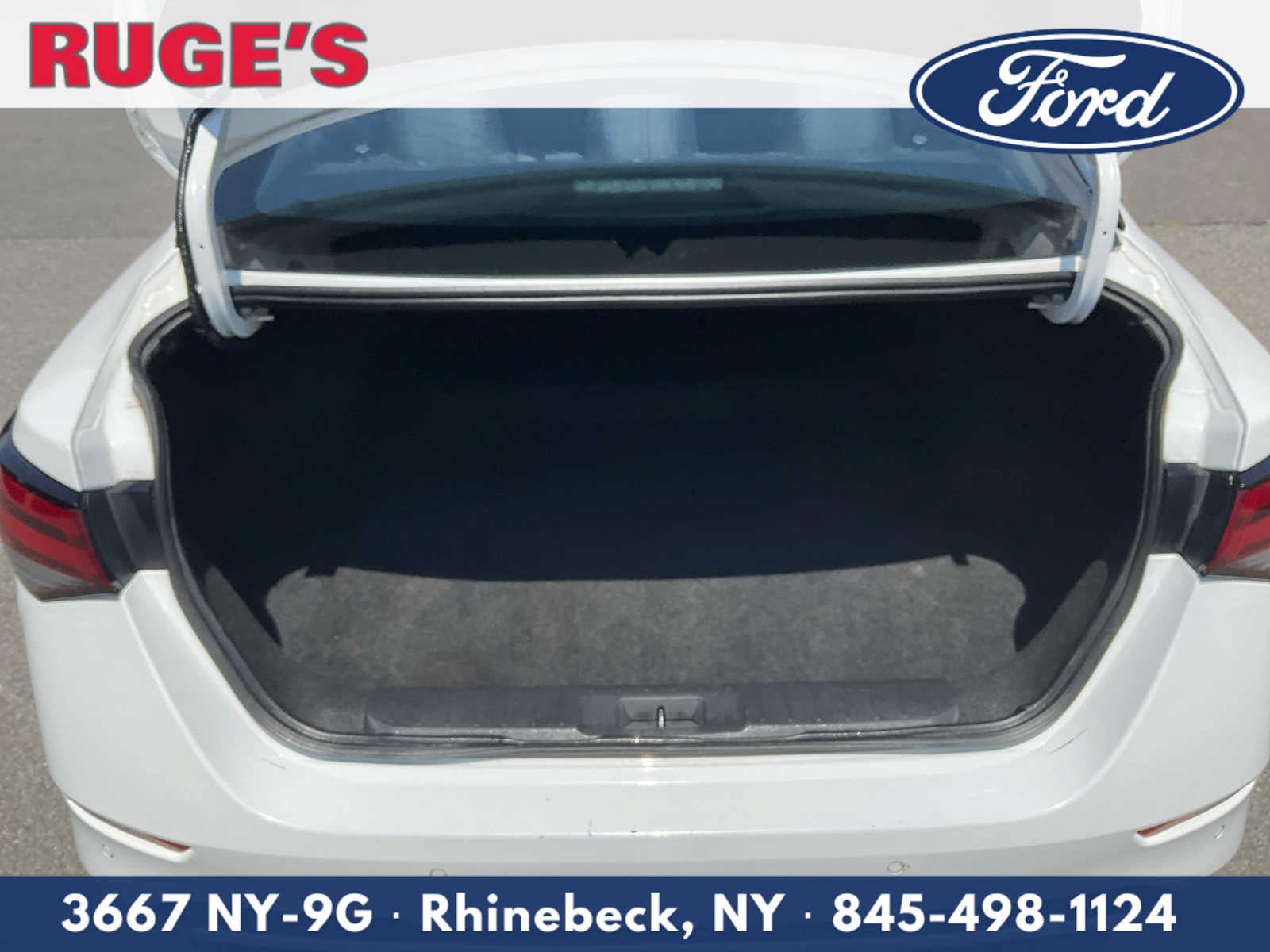 Used 2024 Nissan Sentra SV FWD image 12