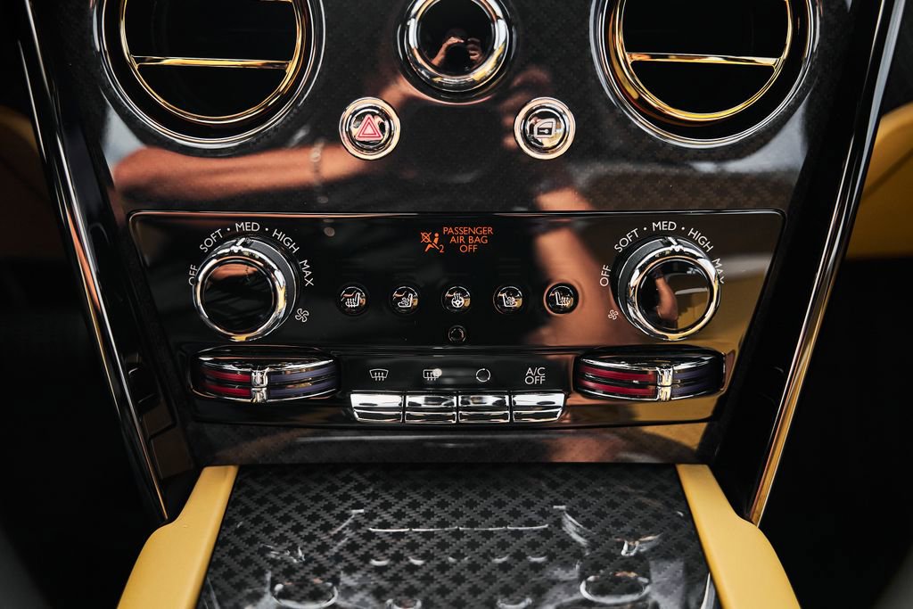 Used 2026 Rolls-Royce Cullinan Black Badge image 70