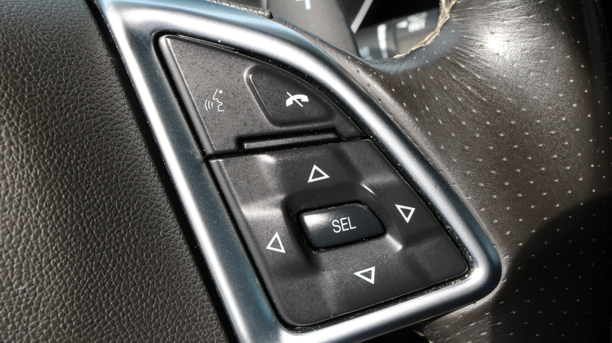 Used 2018 Chevrolet Camaro SS w/ Redline Edition image 13