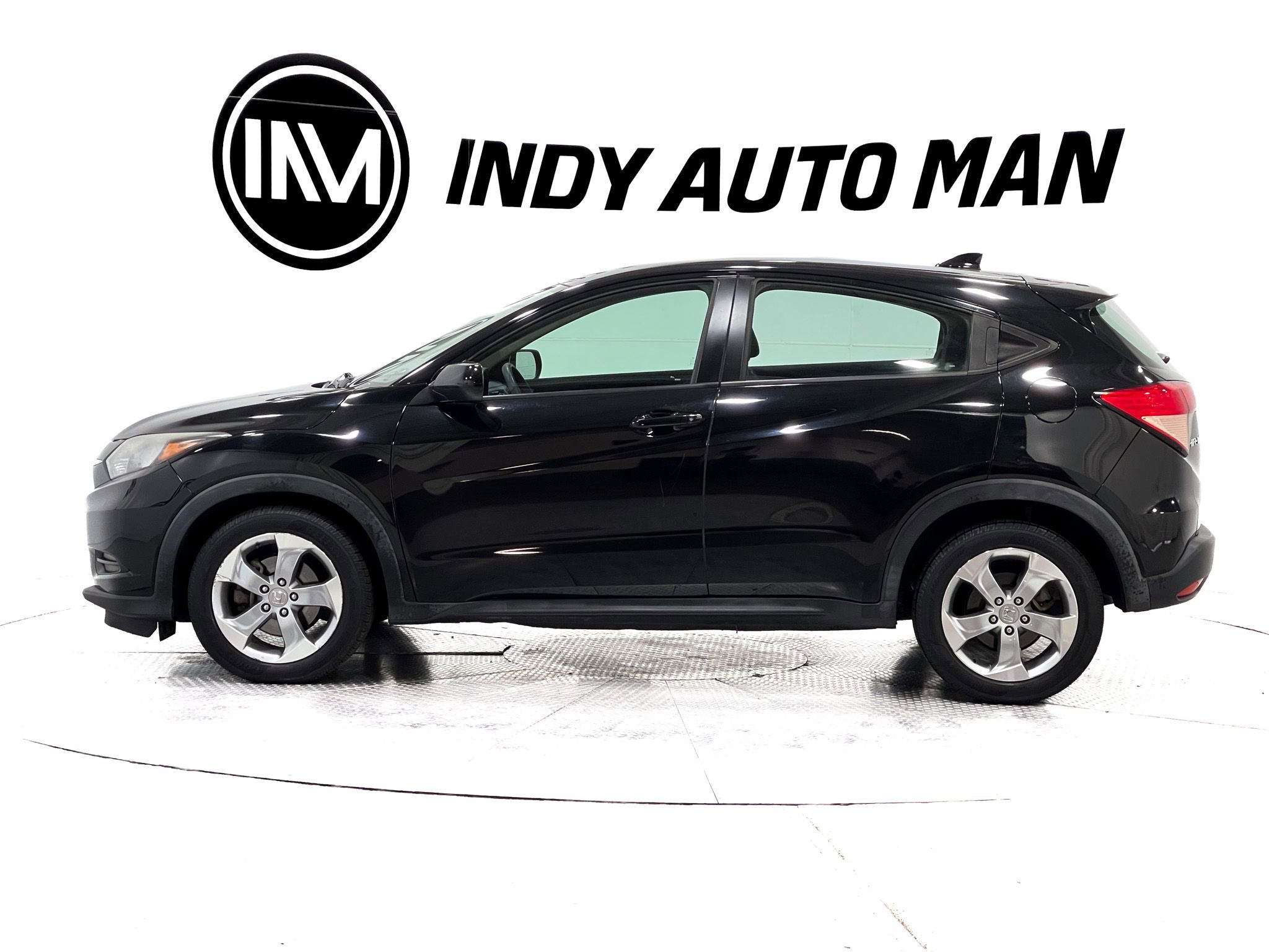 Used 2017 Honda HR-V LX image 7