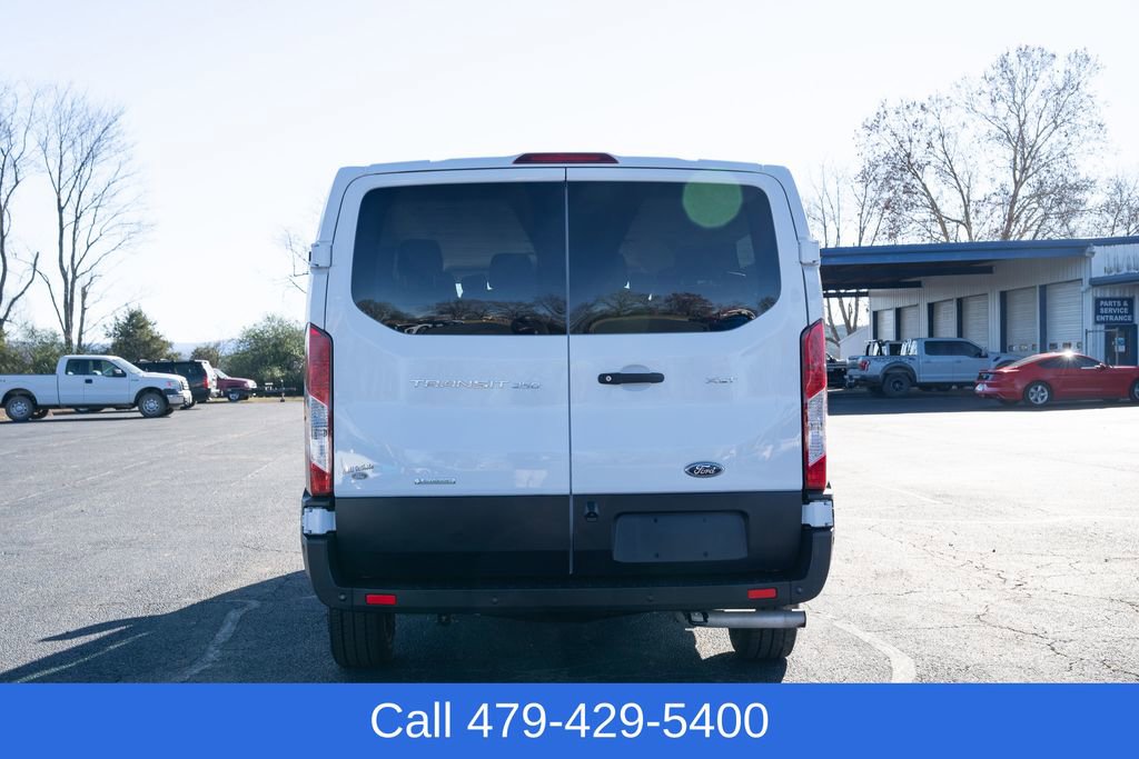 Used 2023 Ford Transit 350 XLT image 5