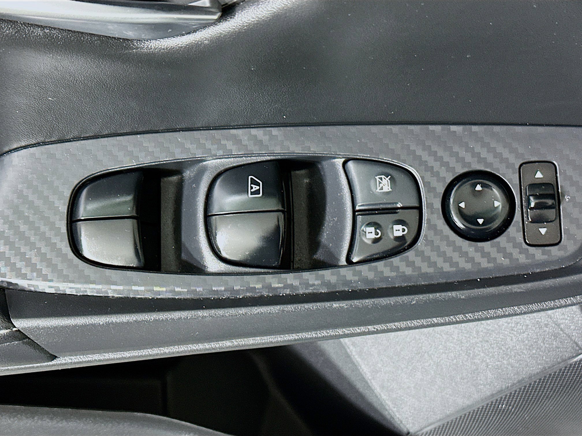 Used 2024 Nissan Sentra SV image 14