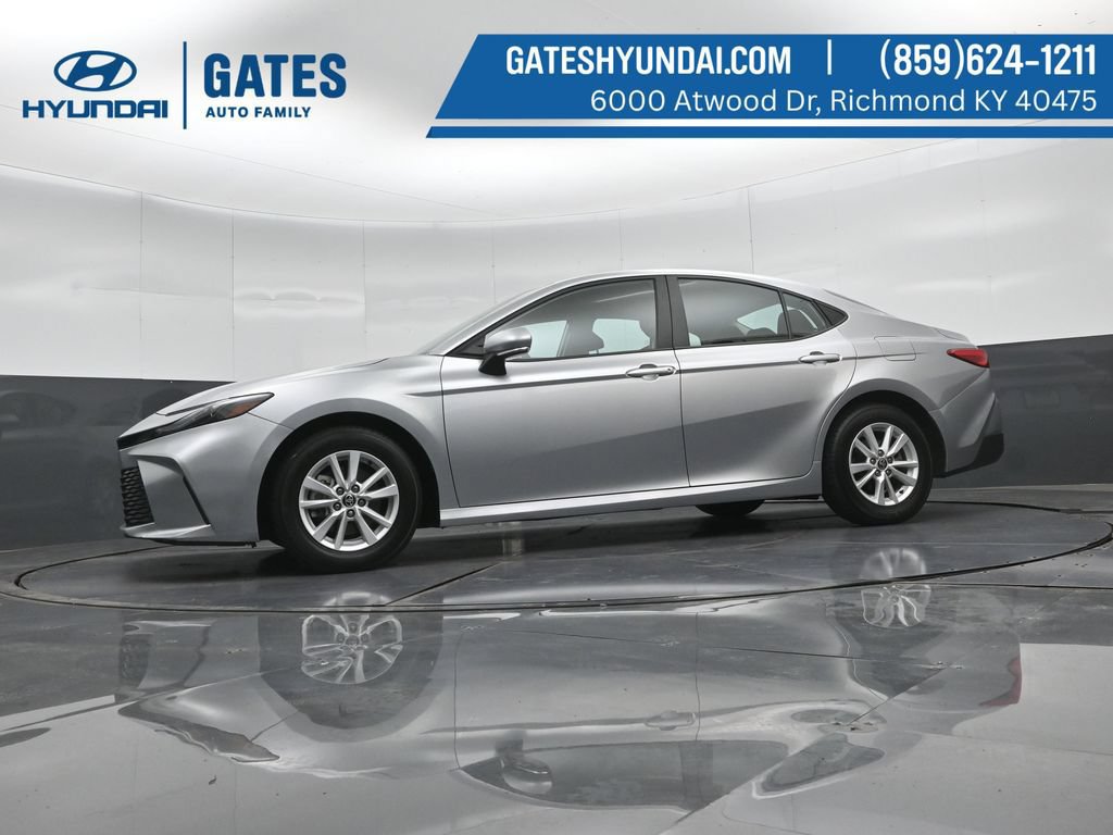 Used 2025 Toyota Camry LE FWD image 42
