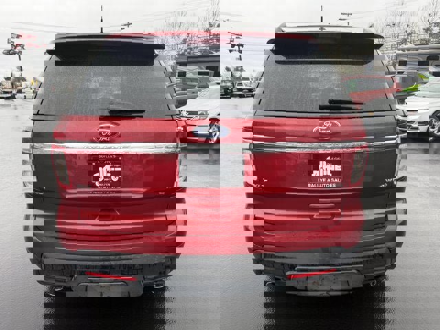 Used 2013 Ford Explorer XLT image 5