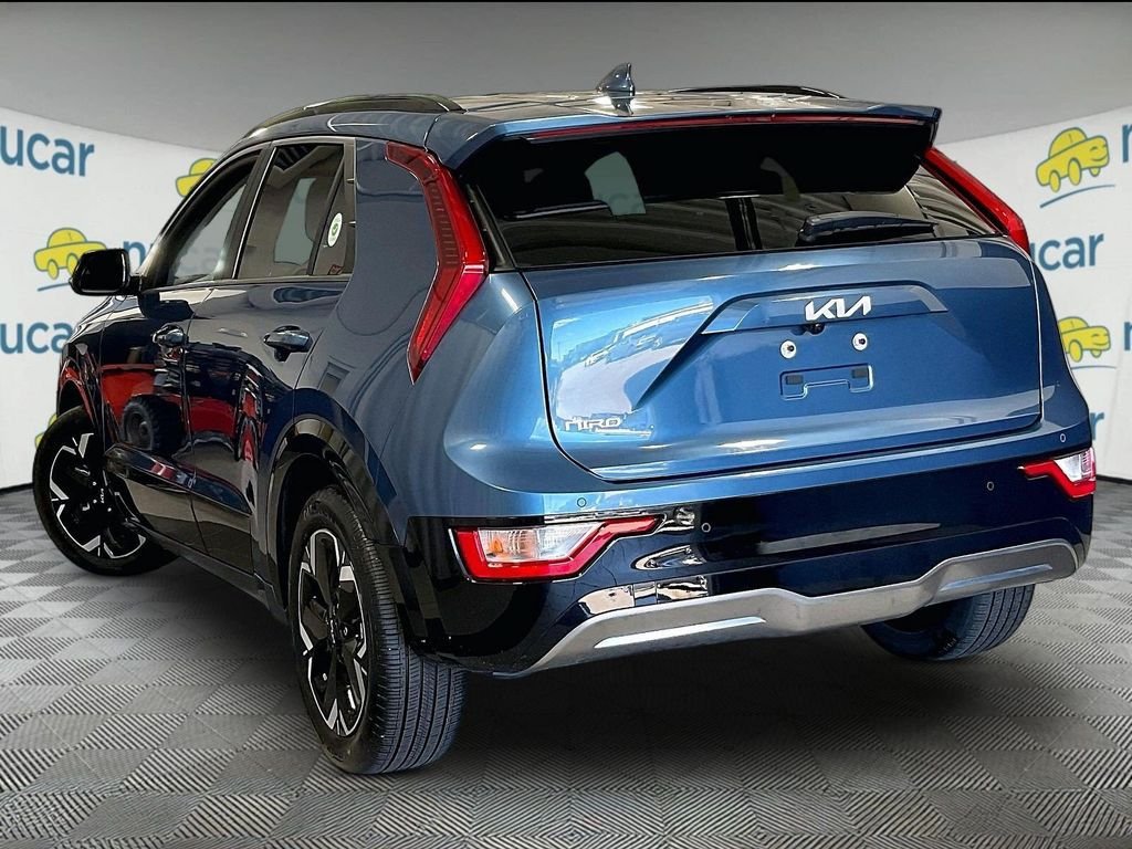 Used 2024 Kia Niro Wind w/ Wind Preserve Package FWD image 4