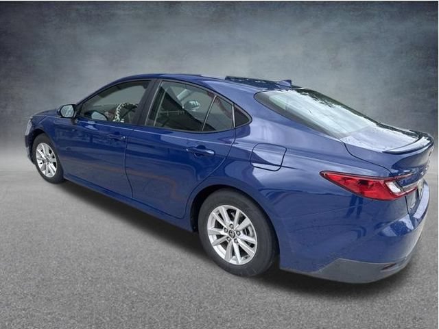 Used 2025 Toyota Camry LE FWD image 3
