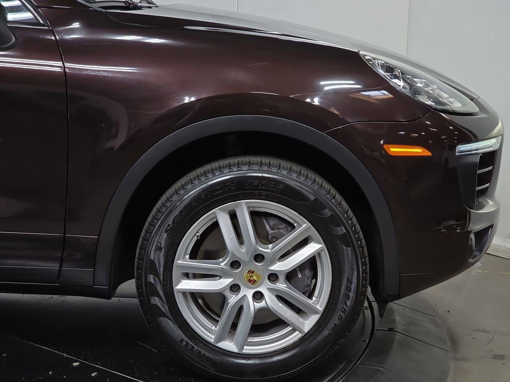 Used 2016 Porsche Cayenne image 11