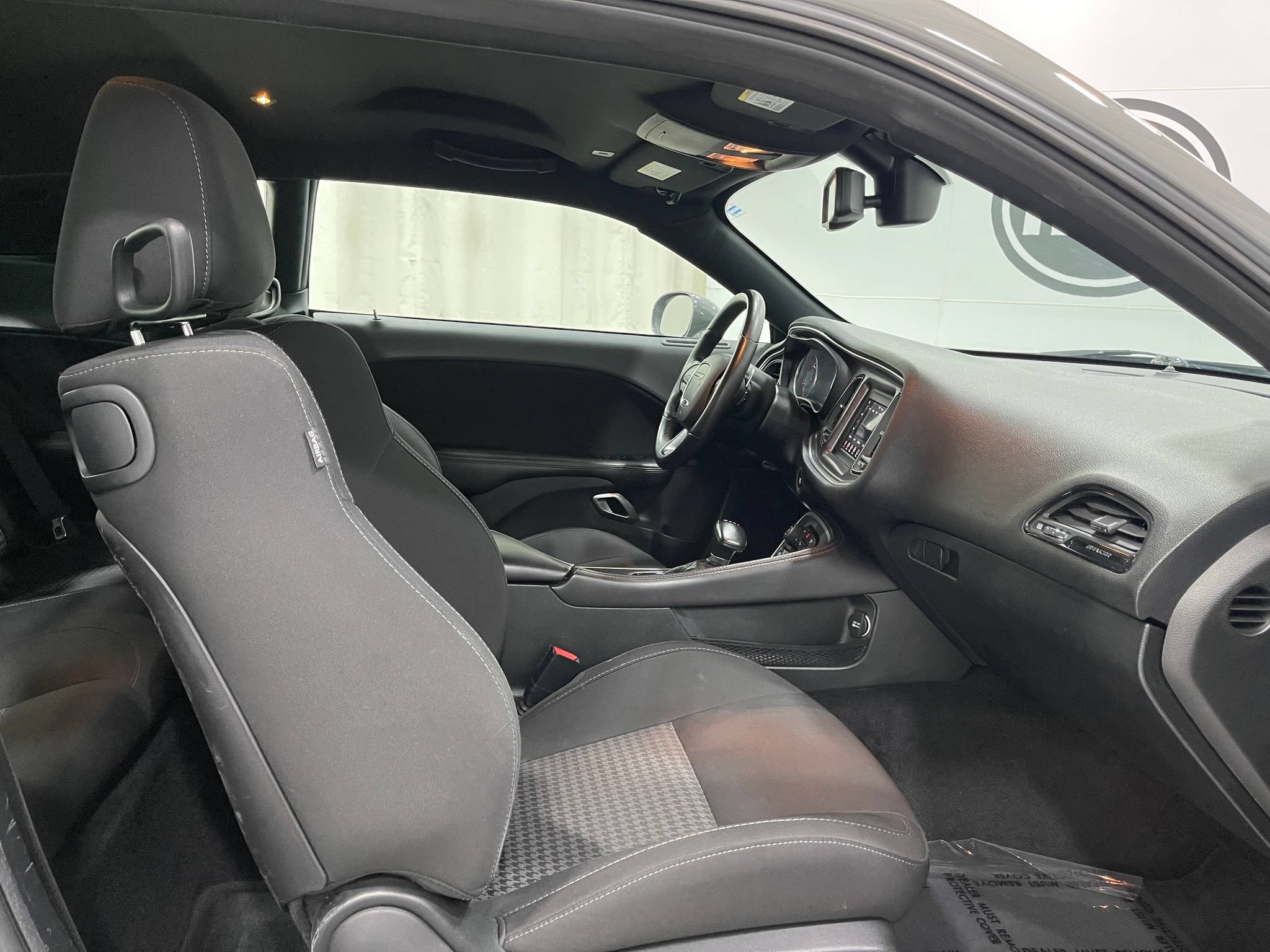 Used 2018 Dodge Challenger R/T RWD image 29