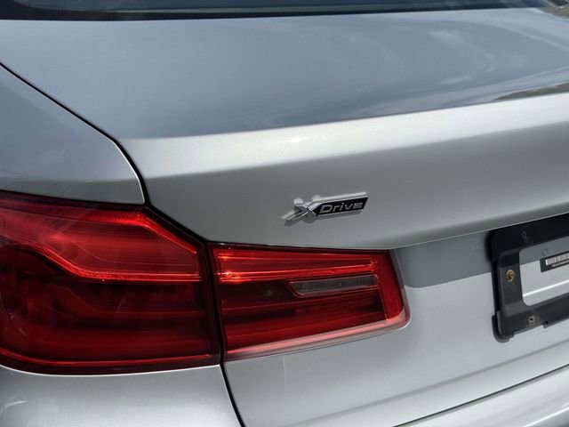 Used 2019 BMW 530i xDrive w/ Convenience Package AWD/4WD image 13