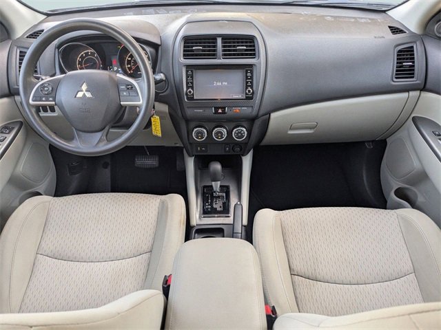 Used 2022 Toyota Highlander XLE image 12