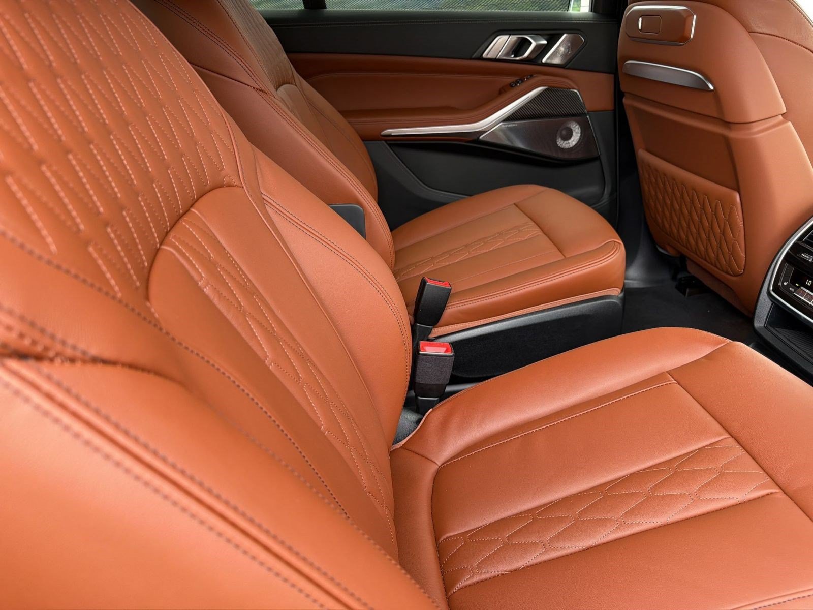 New 2027 BMW X7 M60i AWD/4WD image 31
