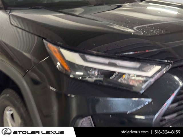 Used 2022 Toyota RAV4 XLE image 8