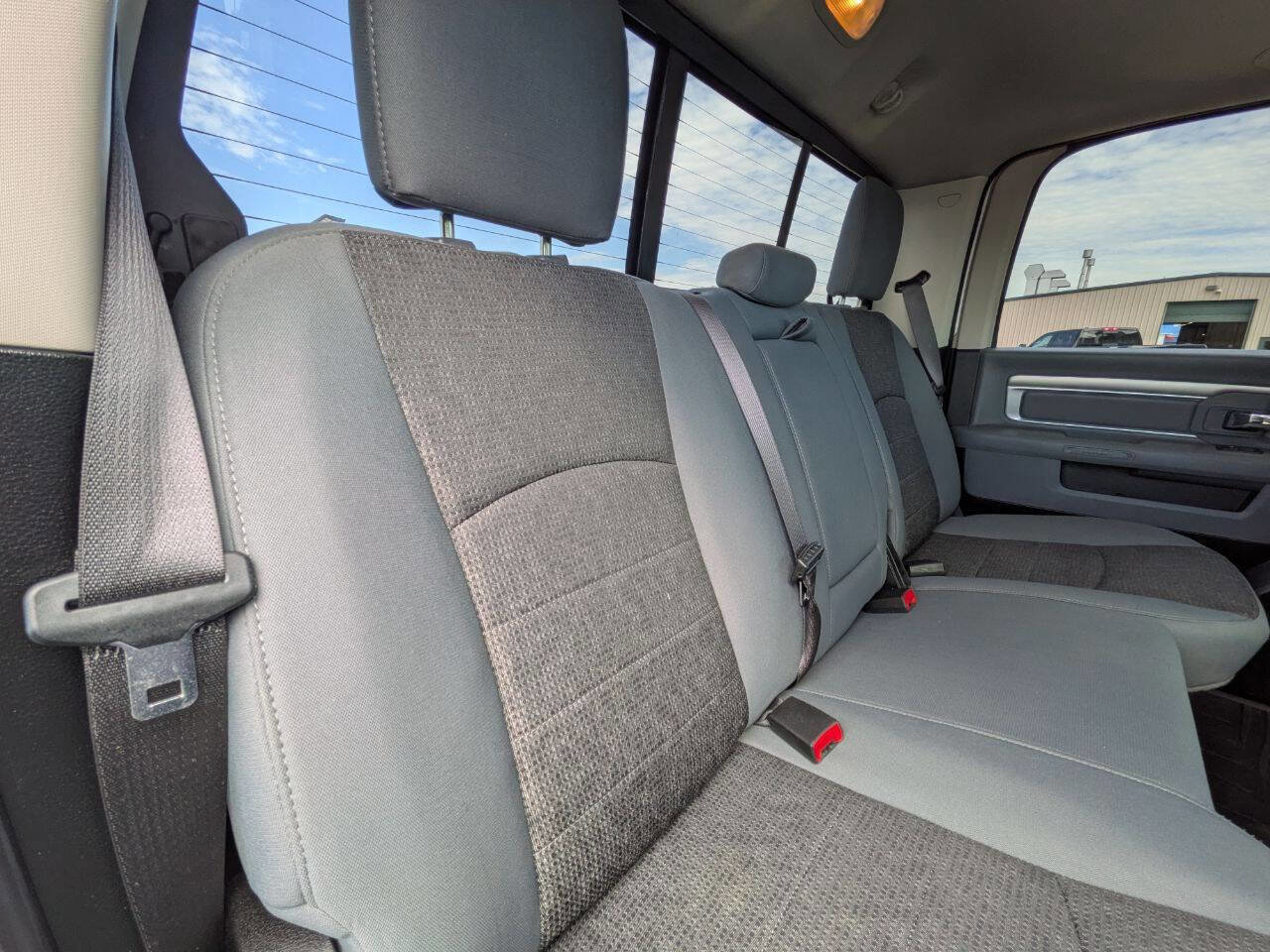 Used 2019 RAM 1500 Classic Warlock AWD/4WD image 27