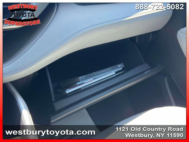 Used 2023 Toyota Highlander XLE AWD/4WD image 31