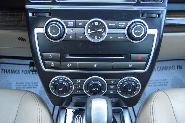 Used 2013 Land Rover LR2 HSE AWD/4WD image 23