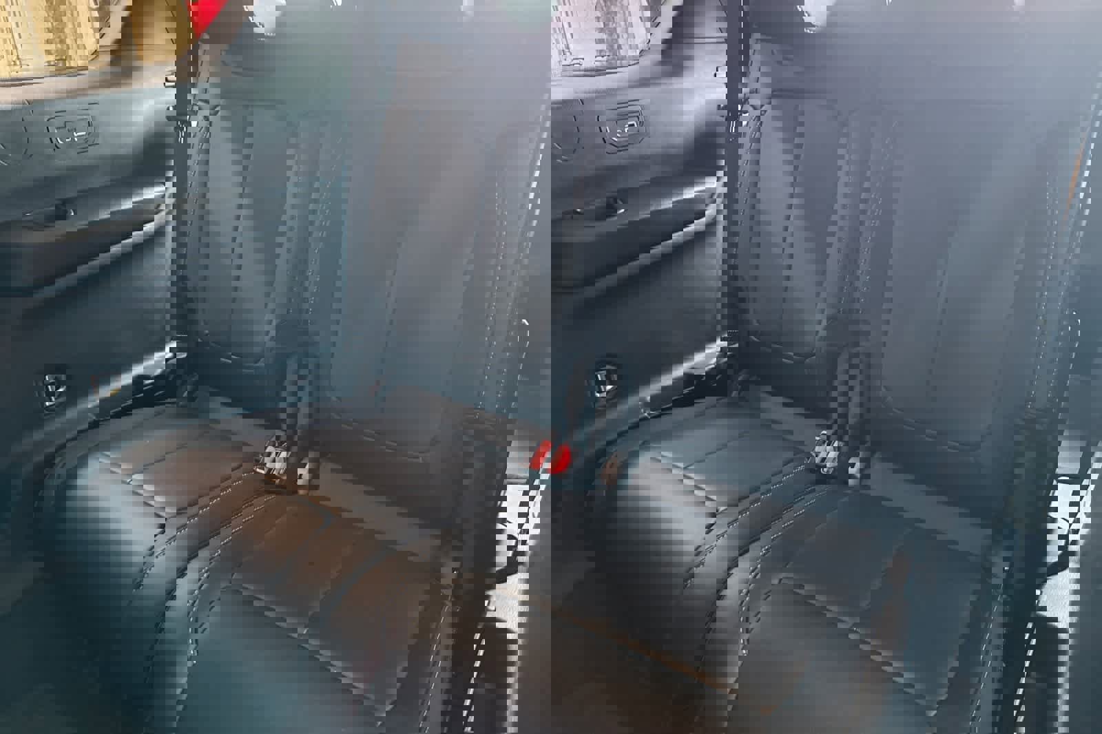 New 2025 Jeep Grand Cherokee L Limited w/ Black Appearance Package image 16