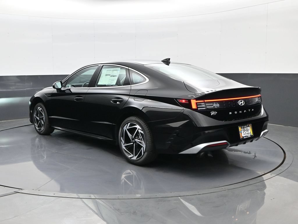 New 2026 Hyundai Sonata SEL FWD image 7