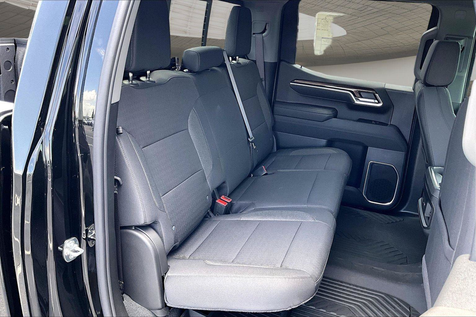 New 2026 Chevrolet Silverado 1500 LT AWD/4WD image 11