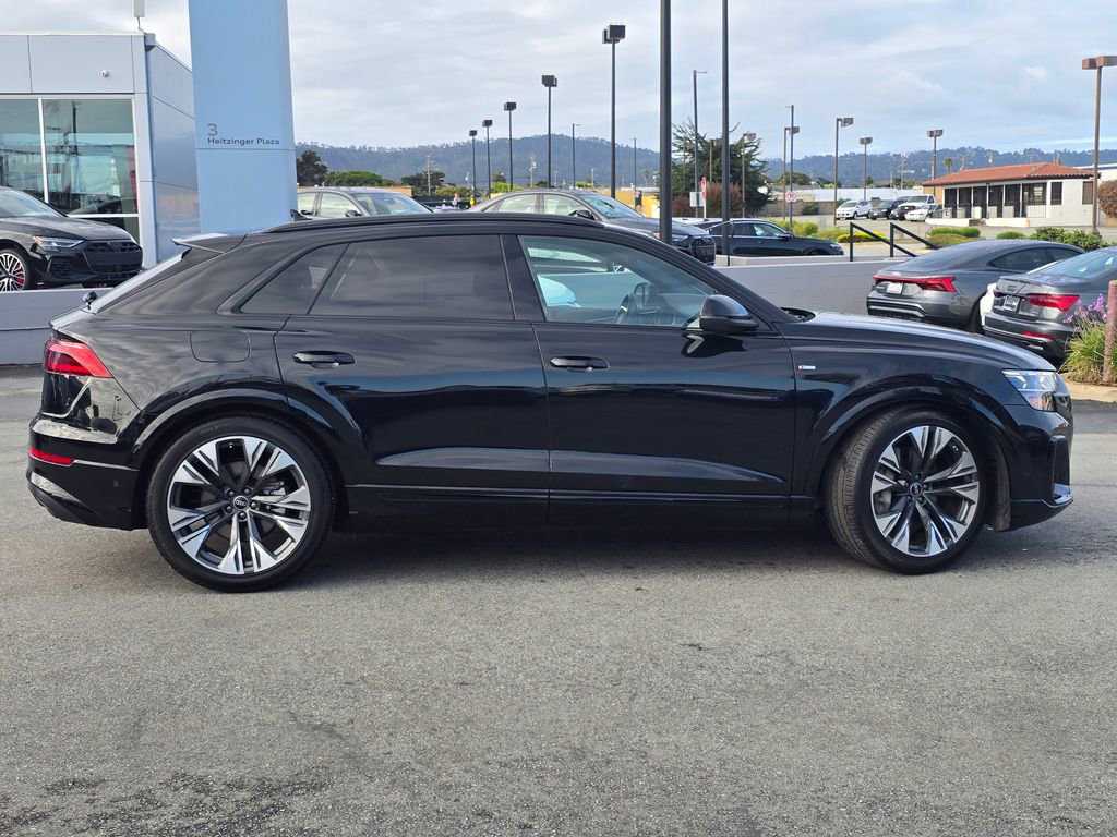 Used 2025 Audi Q8 Prestige w/ Prestige Package image 38