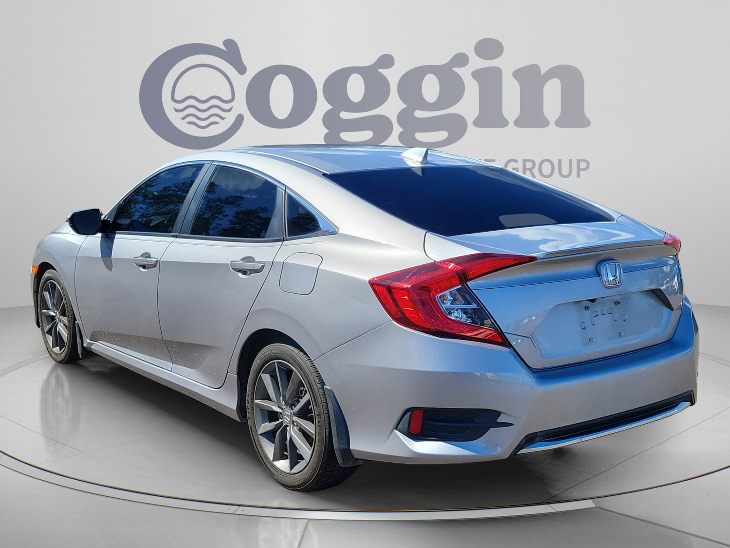 Used 2019 Honda Civic EX image 3