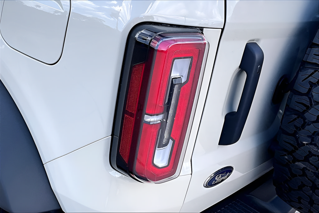 New 2025 Ford Bronco Badlands AWD/4WD image 24