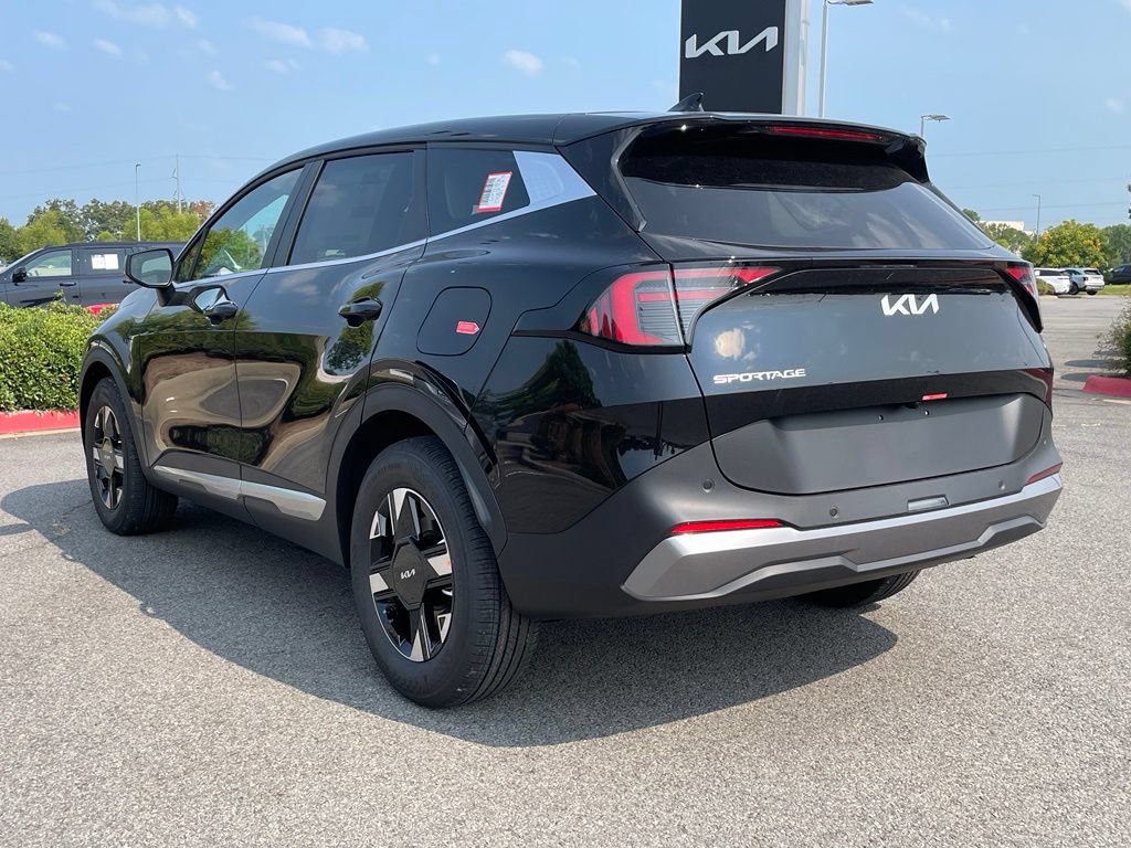 New 2026 Kia Sportage LX FWD image 5