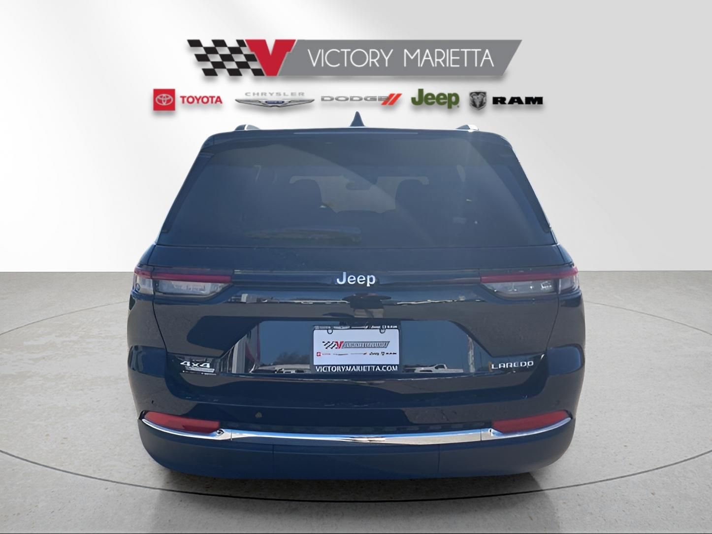 New 2025 Jeep Grand Cherokee 4WD image 4