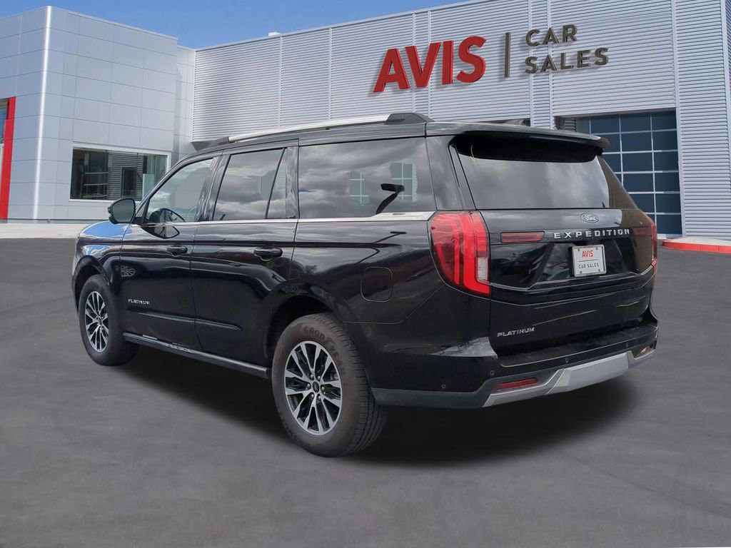 Used 2025 Ford Expedition Platinum image 9